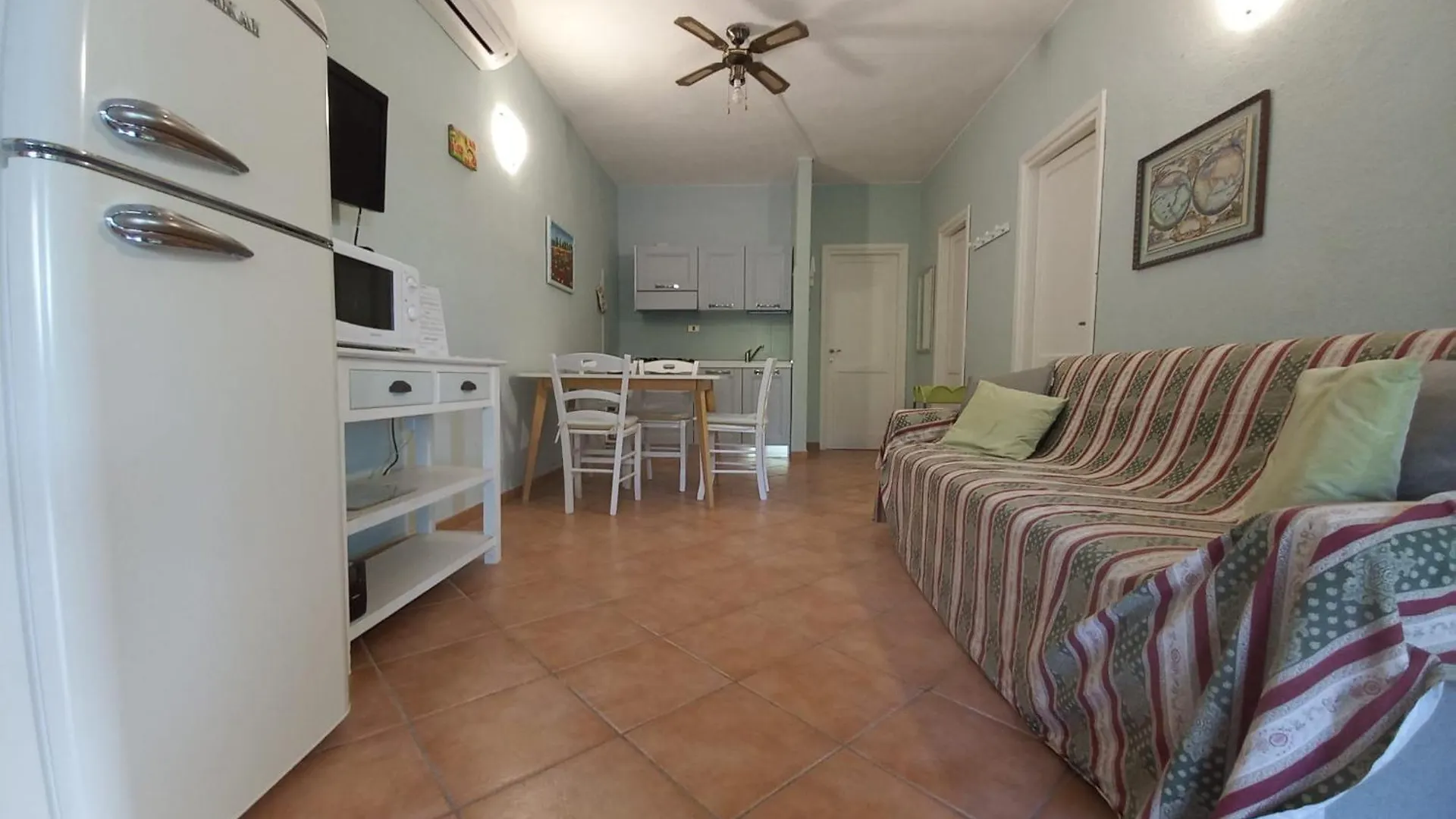 Casa vacanze Villetta Trilocale con Giardino 1.3 Porto Pollo